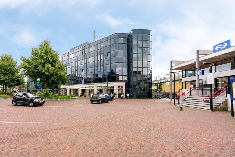 KantoorruimteaanStationsplein 4<br/> inZwijndrecht KantoorruimteaanStationsplein 4<br/> inZwijndrecht