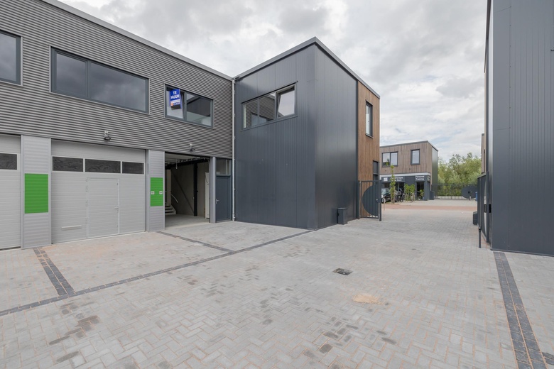 Bekijk foto 1 van Floris Versterlaan 62 D