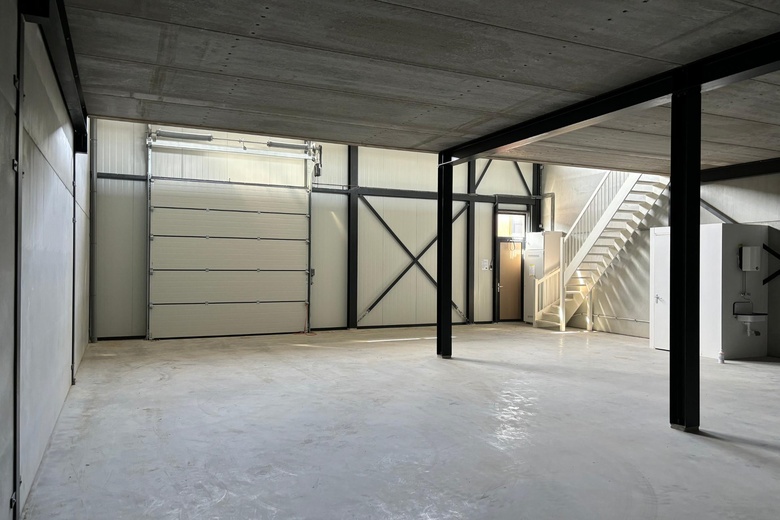 BedrijfsruimteaanAgriport 9 17<br/> inMiddenmeer