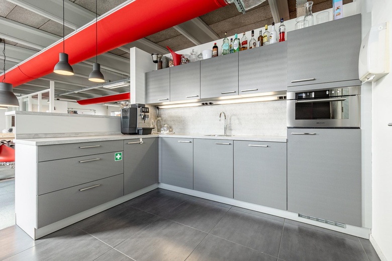 KantoorruimteaanHondsruglaan 91<br/> inEindhoven KantoorruimteaanHondsruglaan 91<br/> inEindhoven