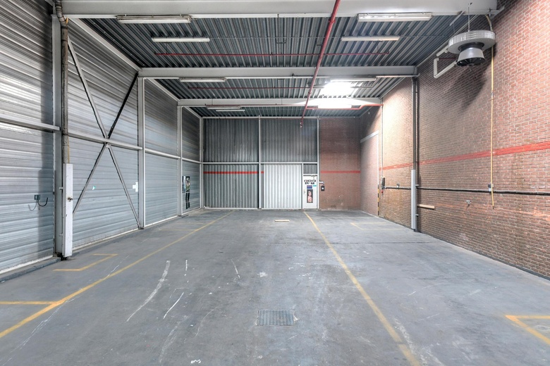 BedrijfsruimteaanIndustriedwarsweg 7<br/> inEtten-Leur BedrijfsruimteaanIndustriedwarsweg 7<br/> inEtten-Leur
