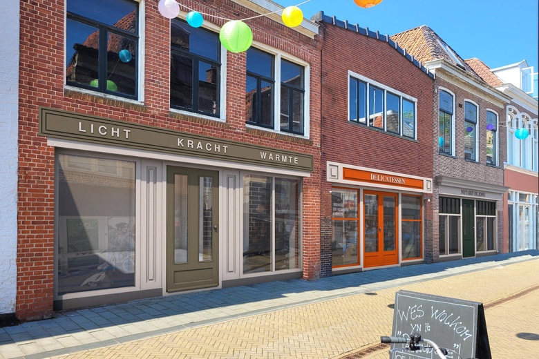 Bekijk foto 1 van Dijkstraat 25