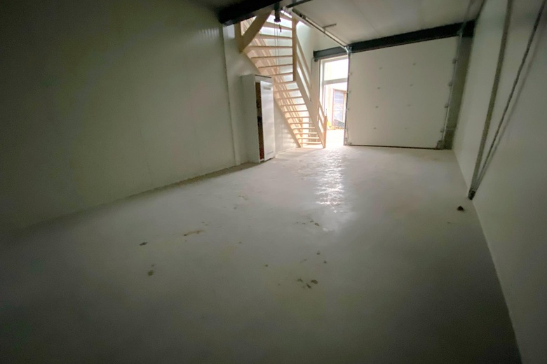 BedrijfsruimteaanVlotbrugweg 13 H<br/> inAlmere BedrijfsruimteaanVlotbrugweg 13 H<br/> inAlmere