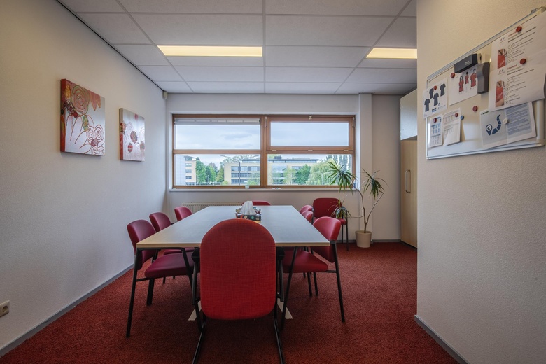 BedrijfsruimteaanDelta 38<br/> inArnhem BedrijfsruimteaanDelta 38<br/> inArnhem