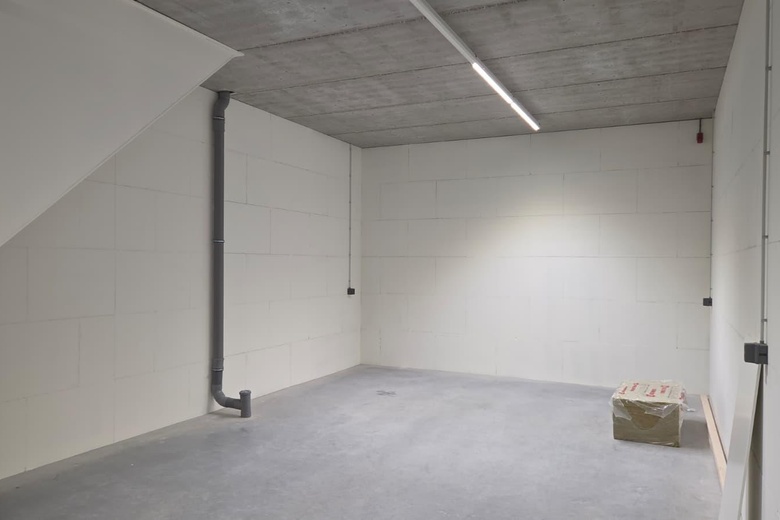 BedrijfsruimteaanGroningenhaven 1 16<br/> inNieuwegein