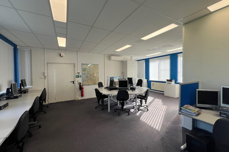KantoorruimteaanSaffierborch 6 B<br/> inRosmalen KantoorruimteaanSaffierborch 6 B<br/> inRosmalen