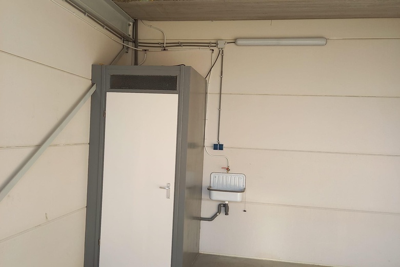 BedrijfsruimteaanZonnecelstraat 2 5<br/> inHattem BedrijfsruimteaanZonnecelstraat 2 5<br/> inHattem