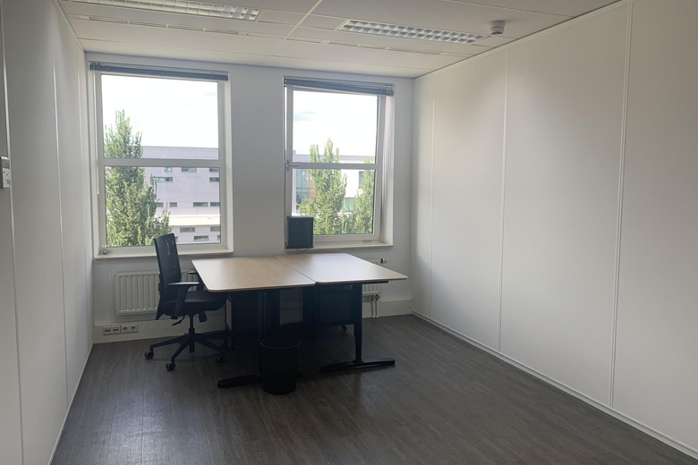 KantoorruimteaanHet Sterrenbeeld 19<br/> inDen Bosch KantoorruimteaanHet Sterrenbeeld 19<br/> inDen Bosch