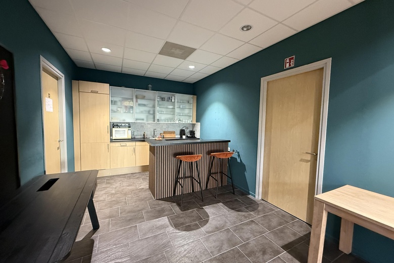 BedrijfsruimteaanDonk 7 a<br/> inBarendrecht