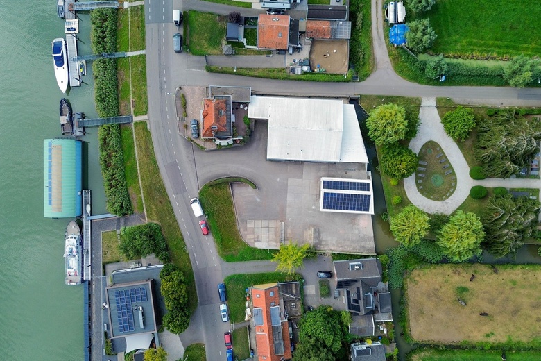 BedrijfsruimteaanMolendijk 38<br/> inKrimpen aan de Lek