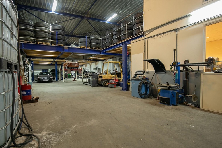 BedrijfsruimteaanDommelstraat 6<br/> inOss