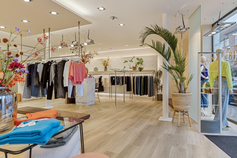 WinkelruimteaanRaadhuisstraat 108<br/> inHoogerheide WinkelruimteaanRaadhuisstraat 108<br/> inHoogerheide