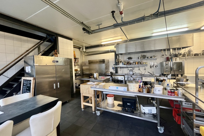 HorecaaanMetaalstraat 18 a<br/> inHaaksbergen HorecaaanMetaalstraat 18 a<br/> inHaaksbergen