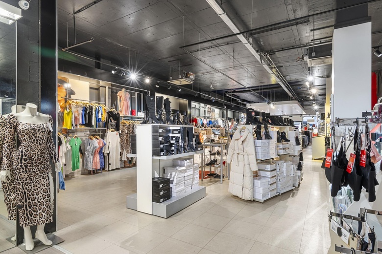WinkelruimteaanRijnstraat 48<br/> inArnhem WinkelruimteaanRijnstraat 48<br/> inArnhem