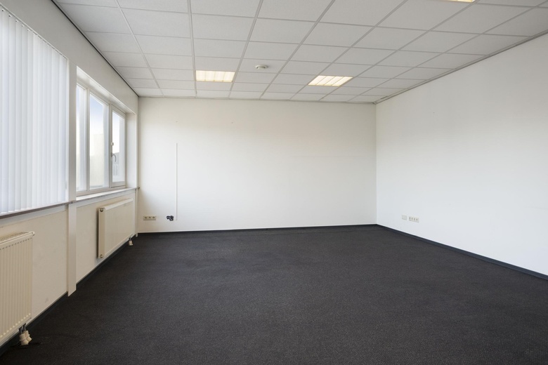 Bedrijfsruimte Sprang - Tinus van der Sijdestraat 4 b - Foto 14