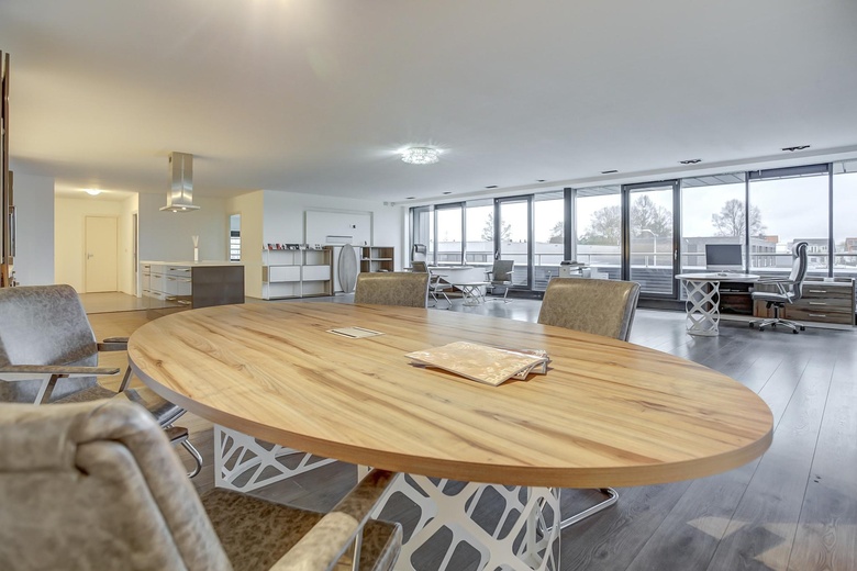 BedrijfsruimteaanMelbournestraat 14<br/> inLijnden BedrijfsruimteaanMelbournestraat 14<br/> inLijnden