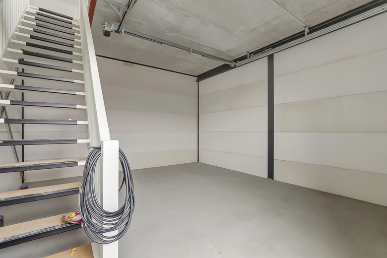 BedrijfsruimteaanDirk Verheulweg 2 F 3<br/> inWaddinxveen