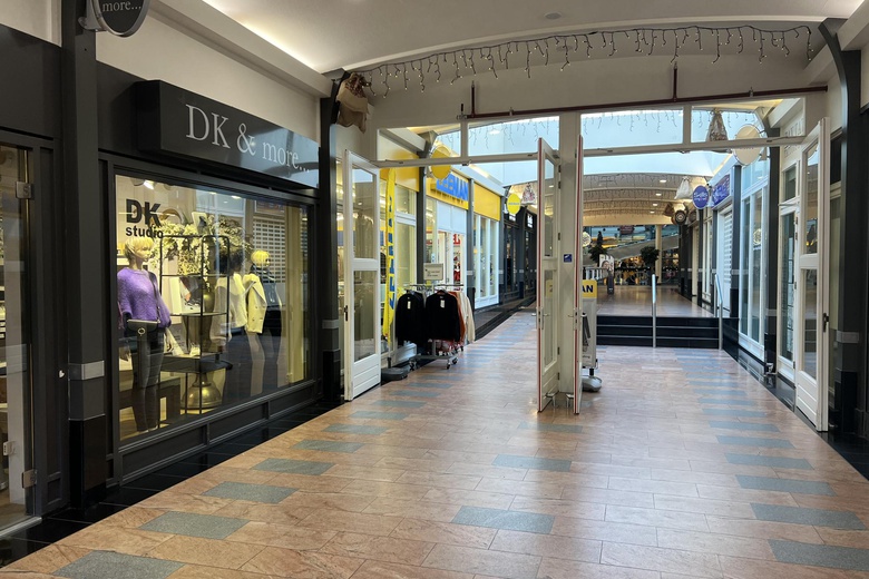 WinkelruimteaanVenneperhof 45<br/> inNieuw-Vennep WinkelruimteaanVenneperhof 45<br/> inNieuw-Vennep