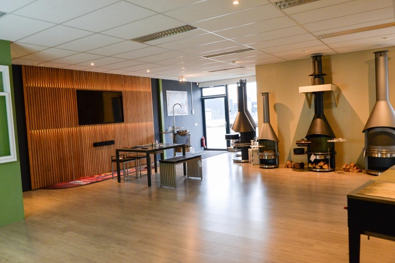 Bedrijfsruimteaanvan den Bergsweg 10 a<br/> inNijverdal Bedrijfsruimteaanvan den Bergsweg 10 a<br/> inNijverdal