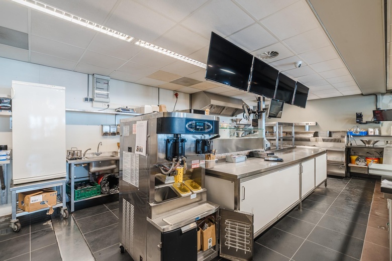 HorecaaanHarselaarseweg 59<br/> inBarneveld