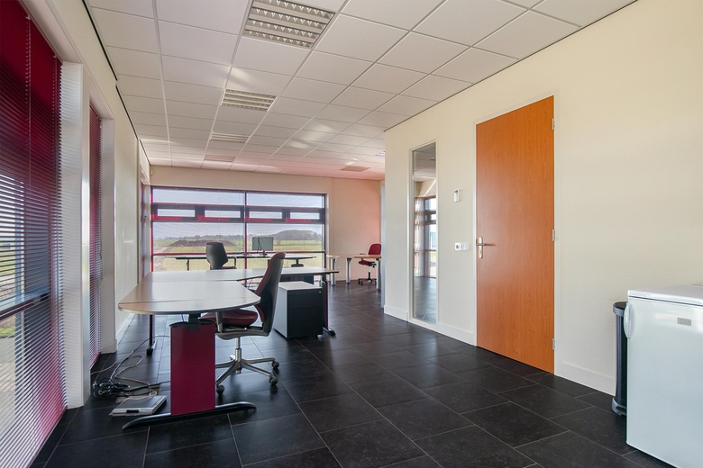 BedrijfsruimteaanBroeklandstraat 24 24A<br/> inElburg BedrijfsruimteaanBroeklandstraat 24 24A<br/> inElburg