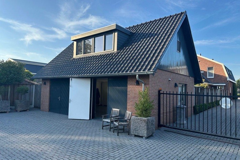 BedrijfsruimteaanHoofdstraat 91<br/> inZenderen