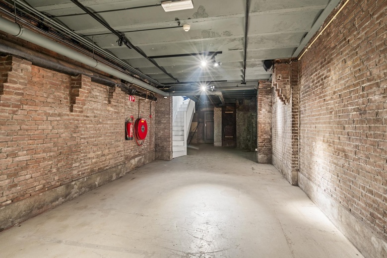 WinkelruimteaanVijzelstraat 23<br/> inArnhem