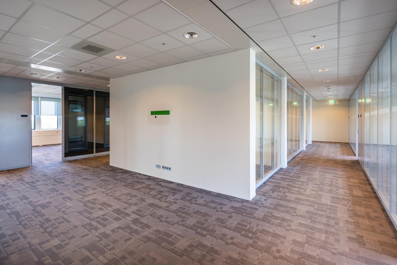 KantoorruimteaanHigh Tech Campus 37<br/> inEindhoven KantoorruimteaanHigh Tech Campus 37<br/> inEindhoven
