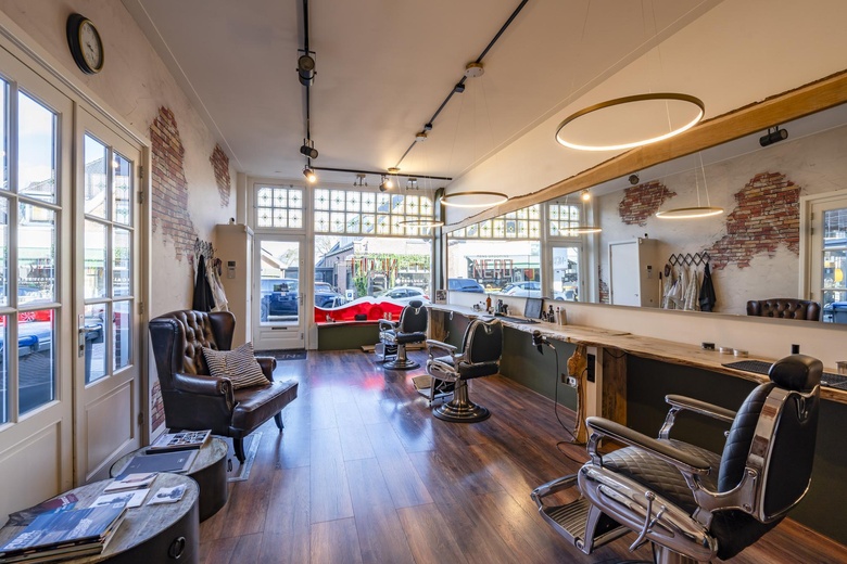 WinkelruimteaanNaarderstraat 29<br/> inLaren WinkelruimteaanNaarderstraat 29<br/> inLaren