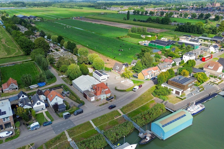 BedrijfsruimteaanMolendijk 38<br/> inKrimpen aan de Lek