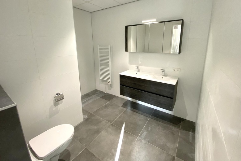 BedrijfsruimteaanSlijkwellsestraat 20 d 5<br/> inWell BedrijfsruimteaanSlijkwellsestraat 20 d 5<br/> inWell
