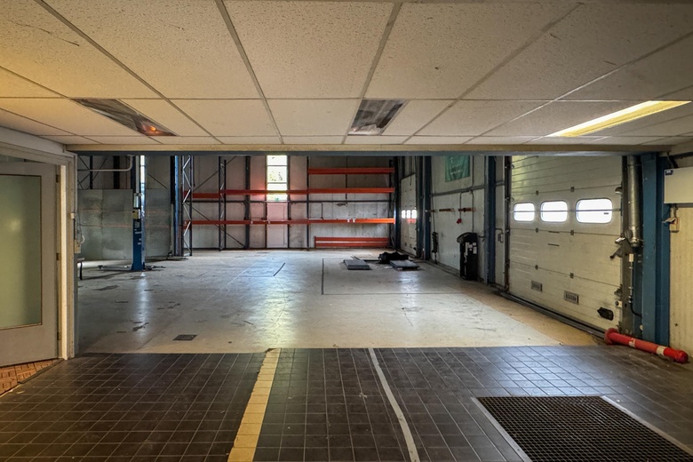 BedrijfsruimteaanNijverheidslaan 1<br/> inWeesp