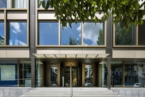 Bekijk foto 4 van Sarphatistraat 1