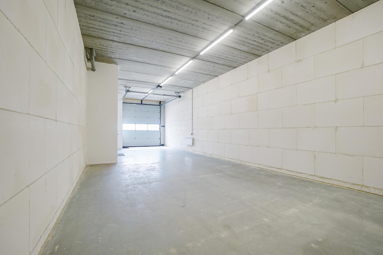 BedrijfsruimteaanMiddelblok 136 d<br/> inGouderak