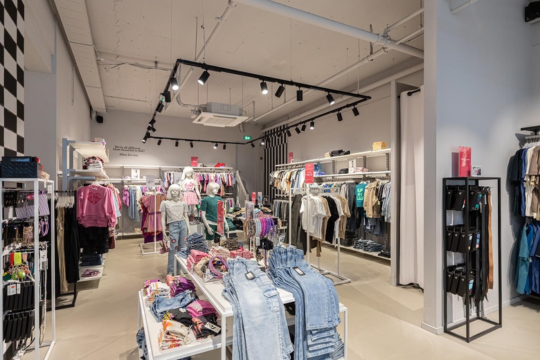 WinkelruimteaanMakado-Center 12<br/> inAlblasserdam