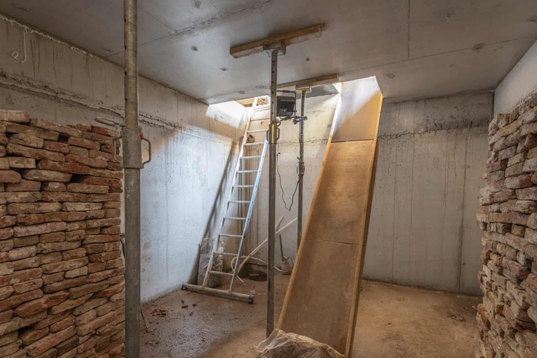 HorecaaanHoogstraat 25<br/> inWeesp