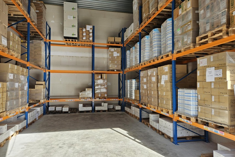 BedrijfsruimteaanZonnehorst 13 e<br/> inZutphen BedrijfsruimteaanZonnehorst 13 e<br/> inZutphen