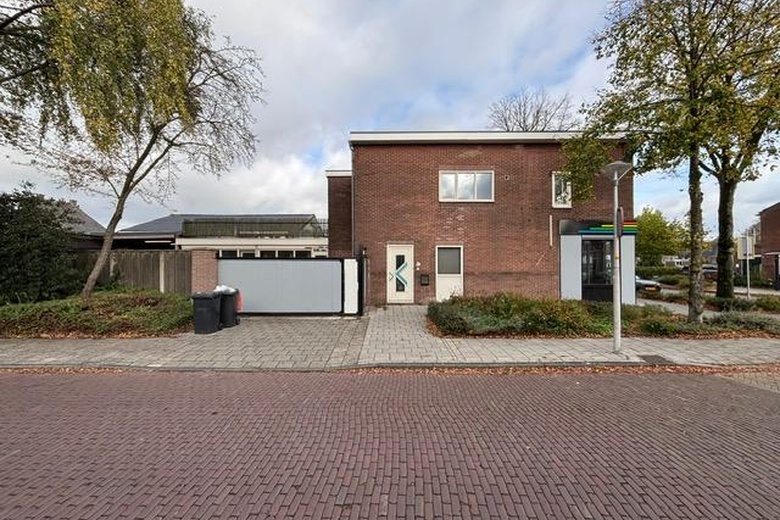 BedrijfsruimteaanTolstraat 8<br/> inEnschede