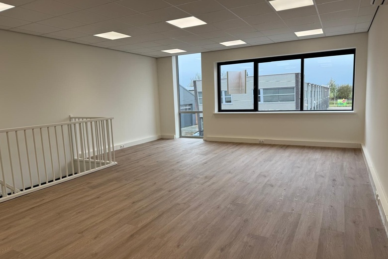 BedrijfsruimteaanLelystraat 60 b<br/> inSliedrecht