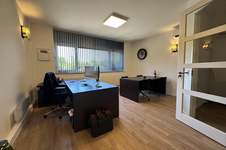 KantoorruimteaanRokkeveenseweg 34<br/> inZoetermeer