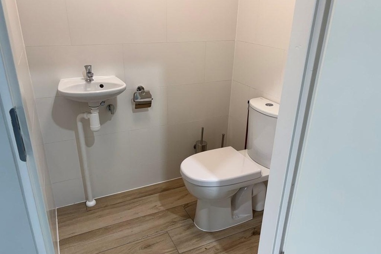 BedrijfsruimteaanCelsiusstraat 33<br/> inBerkel en Rodenrijs