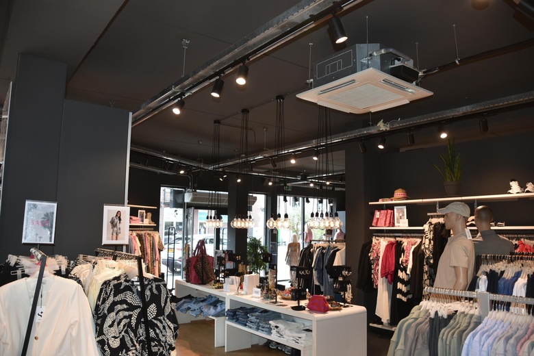 WinkelruimteaanZandstraat 80<br/> inGennep WinkelruimteaanZandstraat 80<br/> inGennep