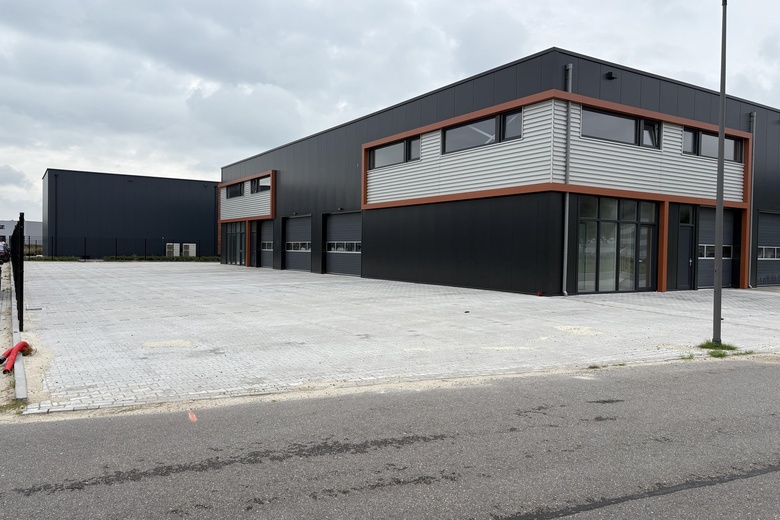 BedrijfsruimteaanEeser Gaard 14<br/> inSteenwijk BedrijfsruimteaanEeser Gaard 14<br/> inSteenwijk