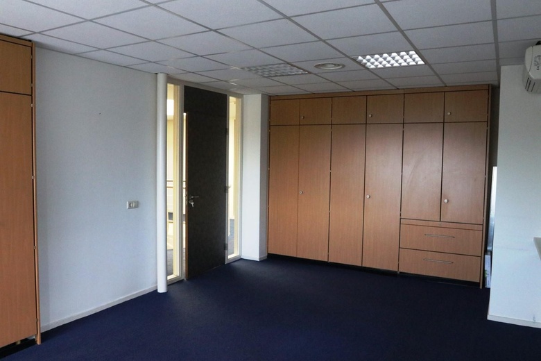 KantoorruimteaanMarconistraat 21<br/> inTiel KantoorruimteaanMarconistraat 21<br/> inTiel