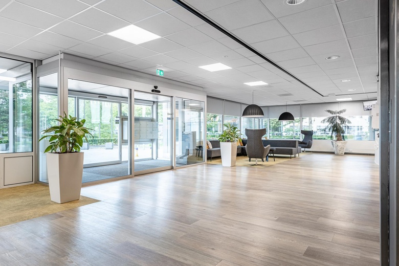 KantoorruimteaanLuchthavenweg 13<br/> inEindhoven KantoorruimteaanLuchthavenweg 13<br/> inEindhoven