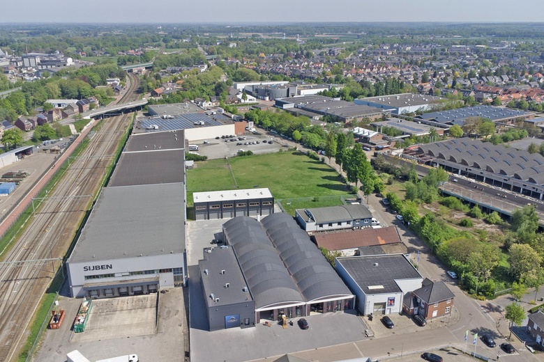 BedrijfsruimteaanSpoorlaan Noord 176<br/> inRoermond BedrijfsruimteaanSpoorlaan Noord 176<br/> inRoermond