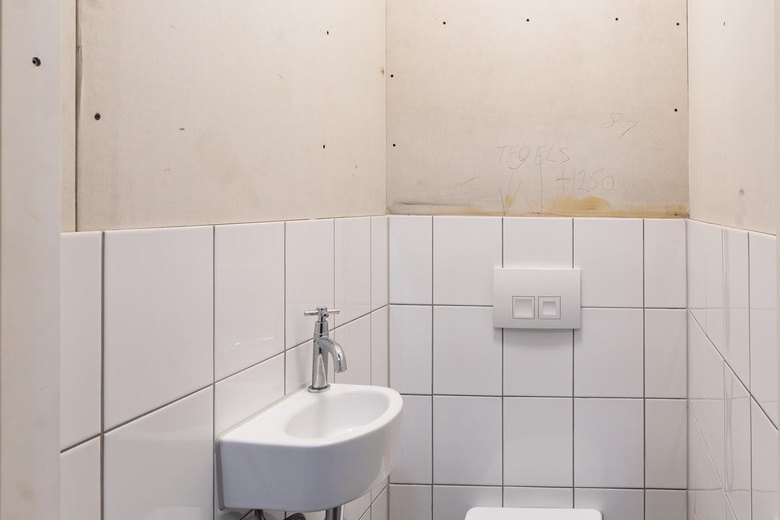 WinkelruimteaanNassaulaan 6<br/> inBussum WinkelruimteaanNassaulaan 6<br/> inBussum
