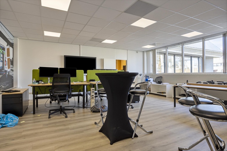 BedrijfsruimteaanIndustrieweg 2<br/> inWaalwijk BedrijfsruimteaanIndustrieweg 2<br/> inWaalwijk