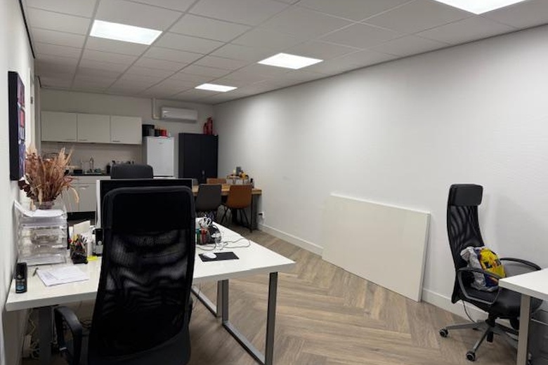 KantoorruimteaanBinnendelta 16 d<br/> inBlaricum