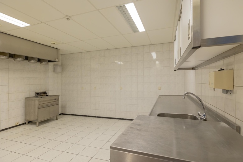 BedrijfsruimteaanTransportweg 21<br/> inNieuwkoop BedrijfsruimteaanTransportweg 21<br/> inNieuwkoop